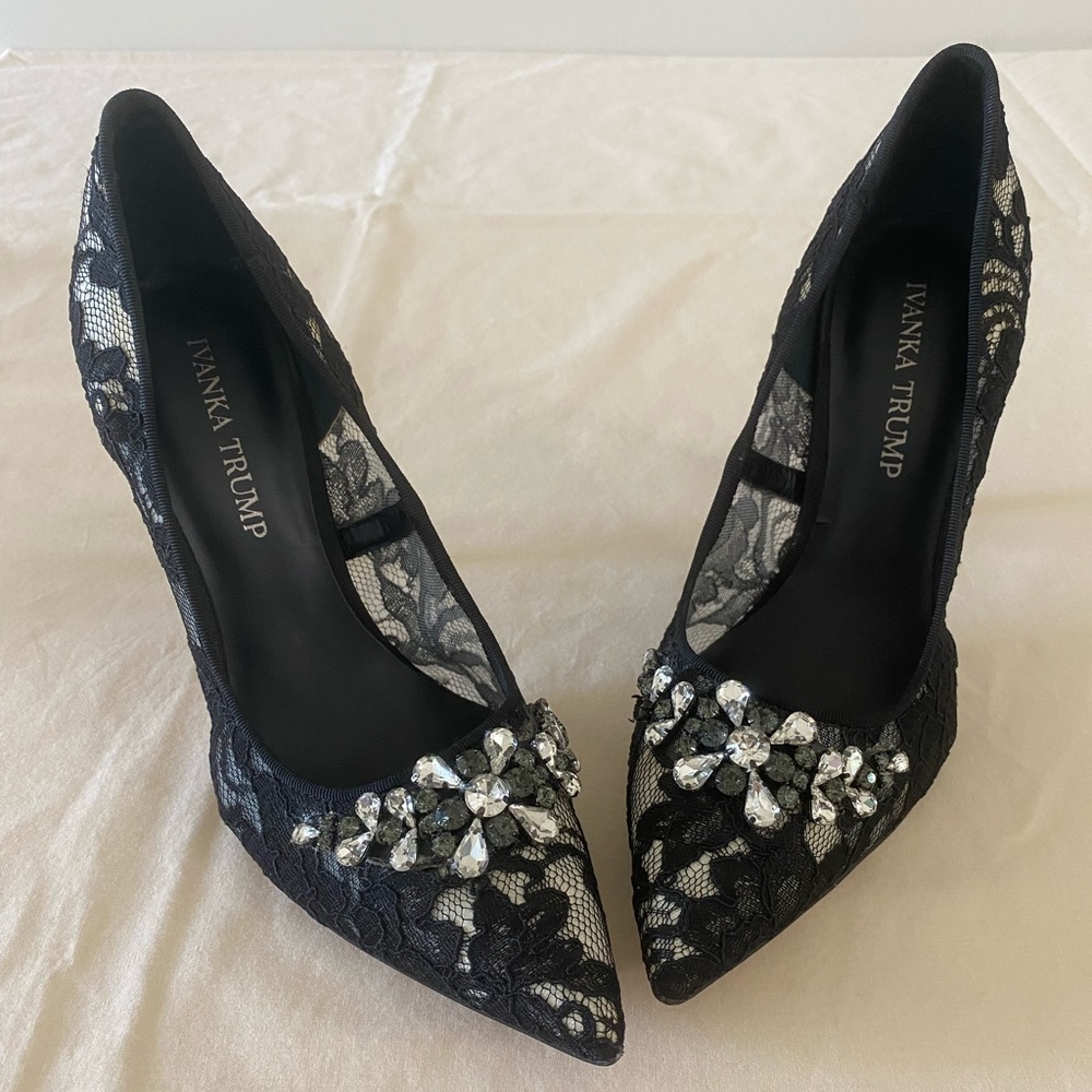 Ivanka Trump heels. EUC